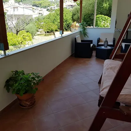Sandra - Apartment Trogir