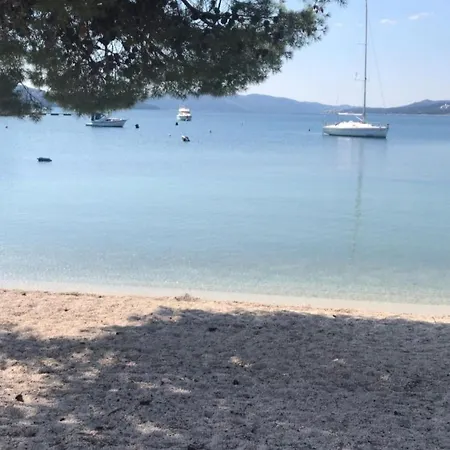 Sandra - Apartment Trogir